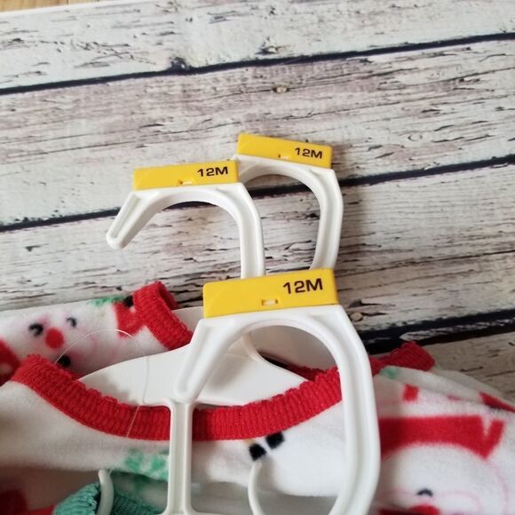 I love Santa pajamas for 12 month Old. Two per set! - Picture 5 of 5